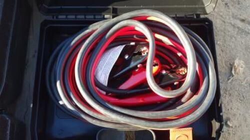 UNUSED 25' 800AMP EXTRA HD BOOSTER CABLES