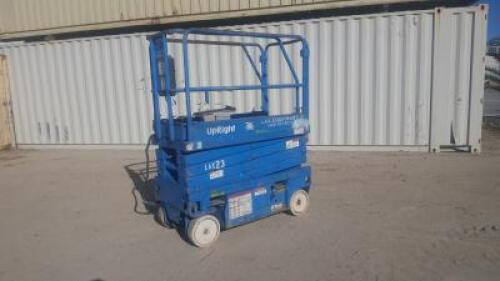 UPRIGHT MX19 SCISSORLIFT, electric, 19' lift, extendable platform. s/n:4135