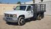 s**1993 GMC SIERRA 3500 FLATBED TRUCK, 7.4L gasoline, automatic, a/c, 10' flatbed, stake sides, tow package. s/n:1GDKC34NXPJ513084