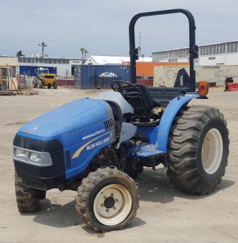 2013 NEW HOLLAND WORKMASTER 35 UTILITY TRACTOR, 3cyl 35hp diesel, 4x4, pto, 3-point hitch. s/n:2211012370 **(DOES NOT RUN)**