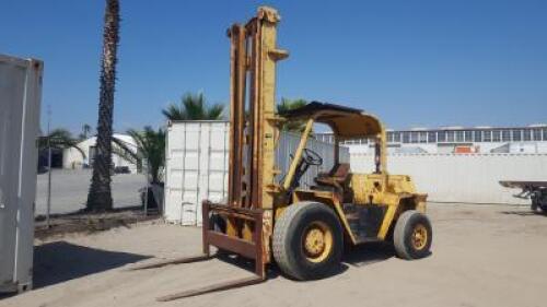 CHAMP VP-840 ROUGH TERRAIN FORKLIFT, 8,000#, 120" mast, 2-stage, 243" lift, tilt, Perkins diesel, canopy. s/n:HVP840ZDP0Z870307