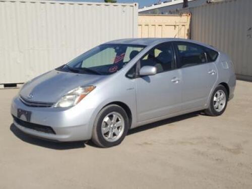 s**2008 TOYOTA PRIUS HATCHBACK SEDAN, 1.5L gasoline hybrid, automatic, a/c, pw, pdl, pm. s/n:JTDKB20U883451706