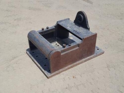 24" WAINROY MOUNTING PLATE/COUPLER **(LOCATED IN COLTON, CA)**