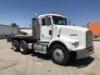 1991 KENWORTH T800 FLATBED TRUCK, Cat 3176 diesel, 10-speed, a/c, 12,000# front, 15' flatbed, tool boxes, 38,000# rears, aluminum wheels. s/n:1XKDDE9XXMS560139 - 2