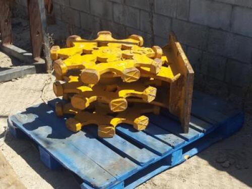 SUI 18" COMPACTION WHEEL WITHOUT TOP PLATE **(LOCATED IN COLTON, CA)**