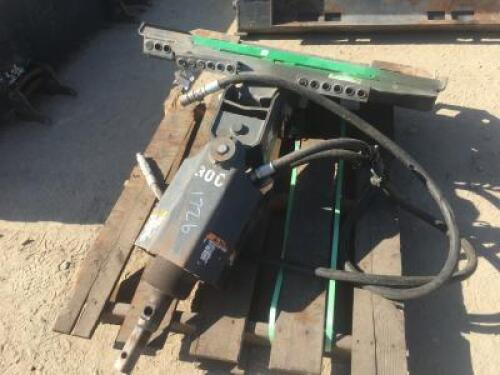 BOBCAT 30C HYDRAULIC AUGER ATTACHMENT, fits Skidsteer. s/n:944525761 **(LOCATED IN COLTON, CA)**