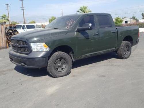 s**2013 DODGE RAM 1500 CREW CAB PICKUP TRUCK, 5.7L gasoline, automatic, 4x4, a/c, pw, pdl, pm, tow package, 82,636 miles indicated. s/n:1C6RR7KT3DS698537 **(DEALER, DISMANTLER, OUT OF STATE BUYER, OFF-HIGHWAY USE ONLY)** **(DOES NOT RUN)**