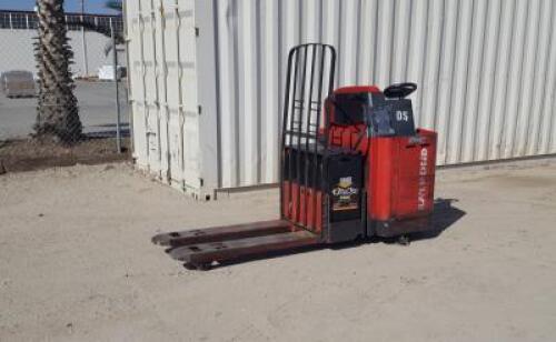 2006 RAYMOND 19-F60L PALLET JACK, 6,000#, 24v electric. s/n:019-06-66098