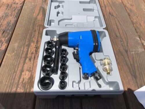 UNUSED 1/2" DRIVE AIR IMPACT WRENCH KIT