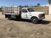 1995 FORD F350 FLATBED TRUCK, 7.5L gasoline, 5-speed, 12' flatbed, stake sides, Maxon lift gate. s/n:2FDKF37G5SCA59287 - 2