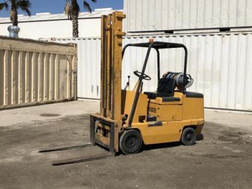 TOWMOTOR T60B FORKLIFT, 6,000#, 96" mast, 2-stage, 156" lift, lpg, canopy. s/n:66U234