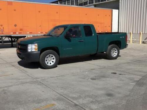 s**2012 CHEVROLET SILVERADO 1500 EXTENDED CAB PICKUP TRUCK, 5.3L gasoline, automatic, 4x4, a/c, pw, pdl, pm, tow package, 94,165 miles indicated. s/n:1GCRKPE70CZ318202 **(DEALER, DISMANTLER, OUT OF STATE BUYER, OFF-HIGHWAY USE ONLY)**