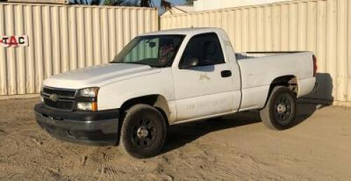 s**2007 CHEVROLET SILVERADO 1500 PICKUP TRUCK, 5.3L gasoline, automatic, 4x4, a/c, tow package, 97,934 miles indicated. s/n:1GCEK14Z87Z122058 **(DEALER, DISMANTLER, OUT OF STATE BUYER, OFF-HIGHWAY USE ONLY)**
