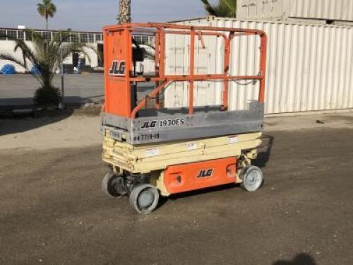 2006 JLG 1930ES SCISSORLIFT, electric, 19' lift, extendable platform, 320 hours indicated. s/n:200144424