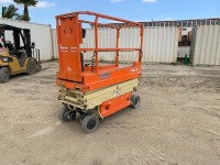 2015 JLG 1930ES SCISSORLIFT, electric, 19' lift, extendable platform, 487 hours indicated. s/n:0200243937