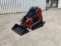 UNUSED 2024 EGN EG380T WALK-BEHIND CRAWLER SKIDSTEER LOADER, gp bucket, aux hydraulics. s/n:EG380T240417