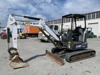 2017 BOBCAT E35 MINI HYDRAULIC EXCAVATOR, gp bucket, q/c, aux hydraulics, backfill blade, canopy, 2,115 hours indicated. s/n:B3WZ11355