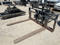 2019 JLG 1170025 FORK CARRIAGE, 12,000# capacity, fits reach forklift. s/n:80-1 --(LOCATED IN COLTON, CA)--